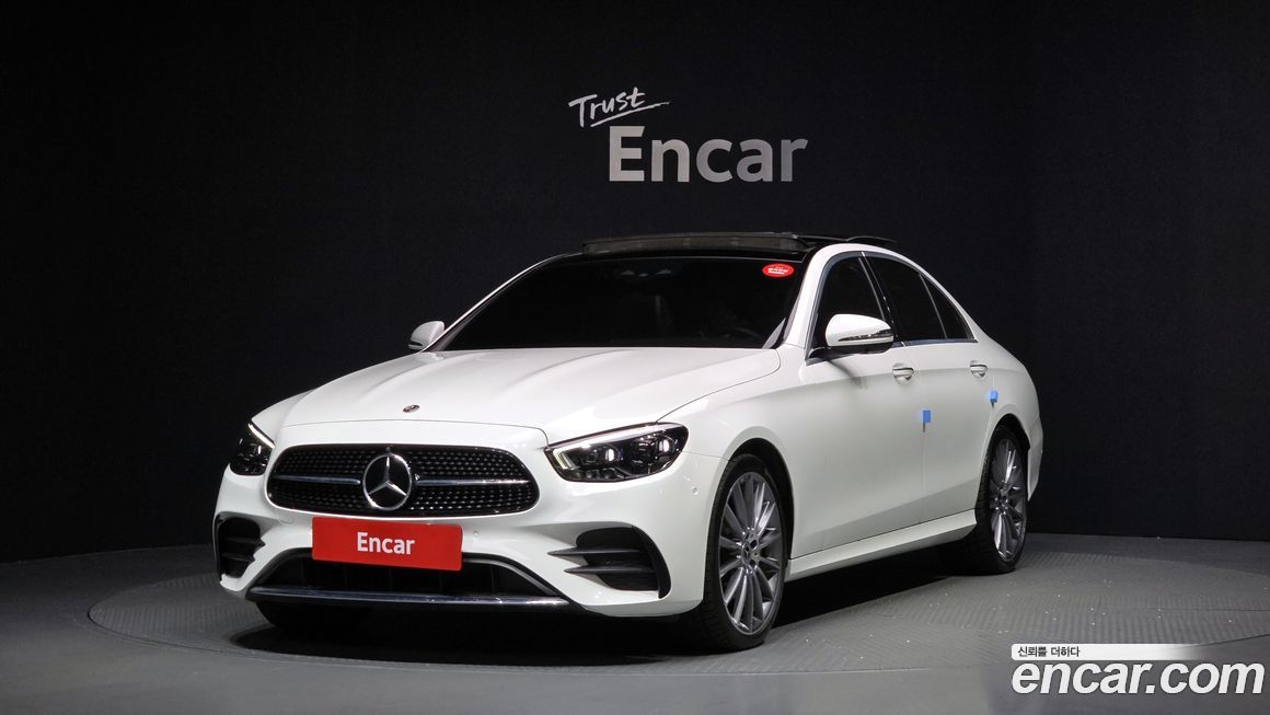 Mercedes-Benz E-Class 2022
