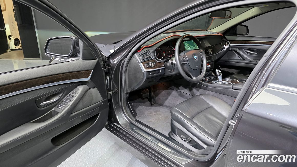 BMW 5-Series 2013