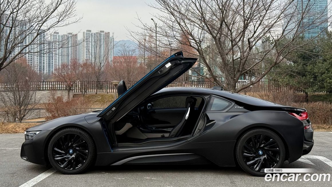 BMW i8 2016