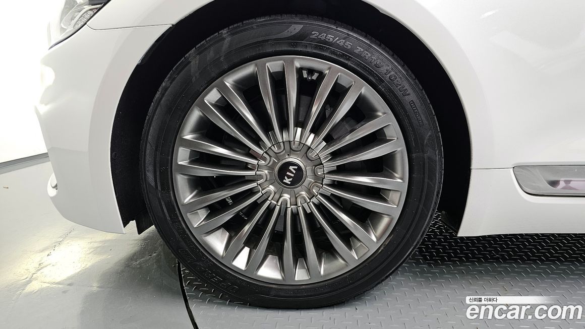 Kia K9 2019