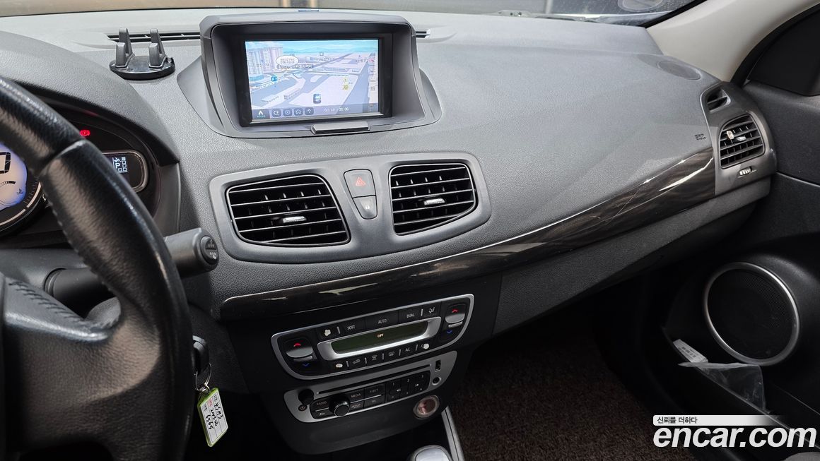 Renault-KoreaSamsung SM3 2014