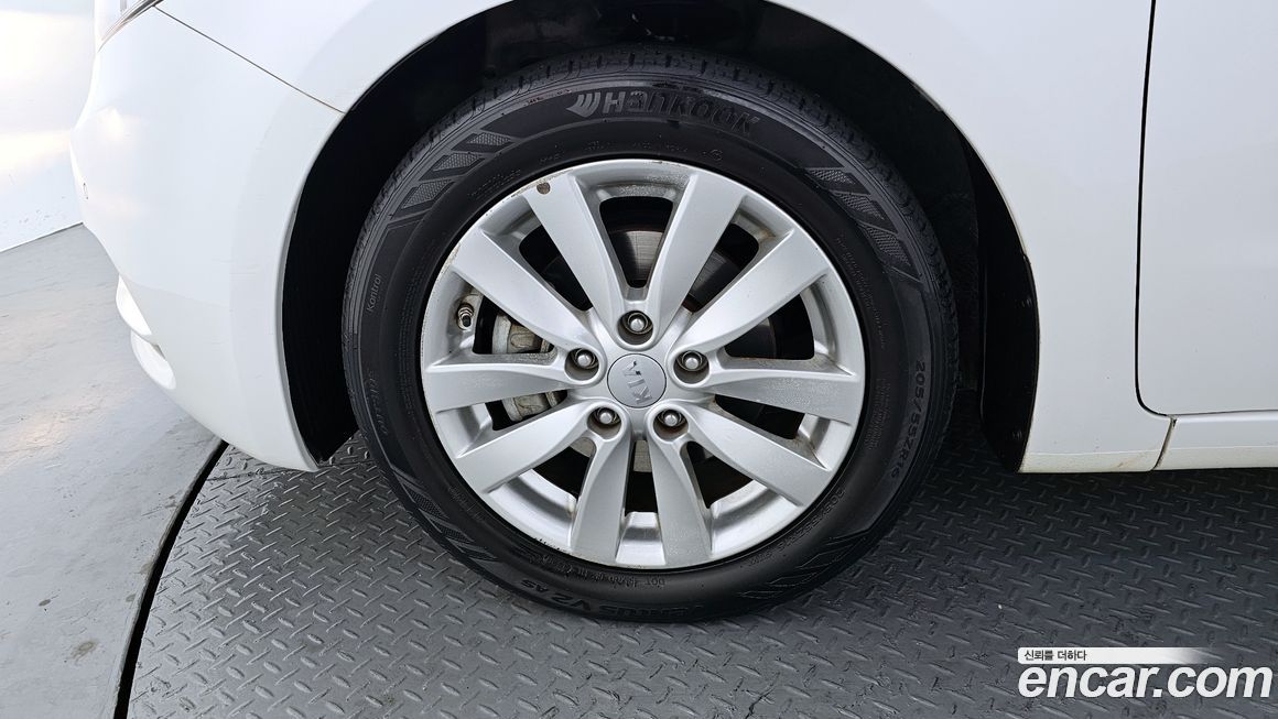Kia K3 2015
