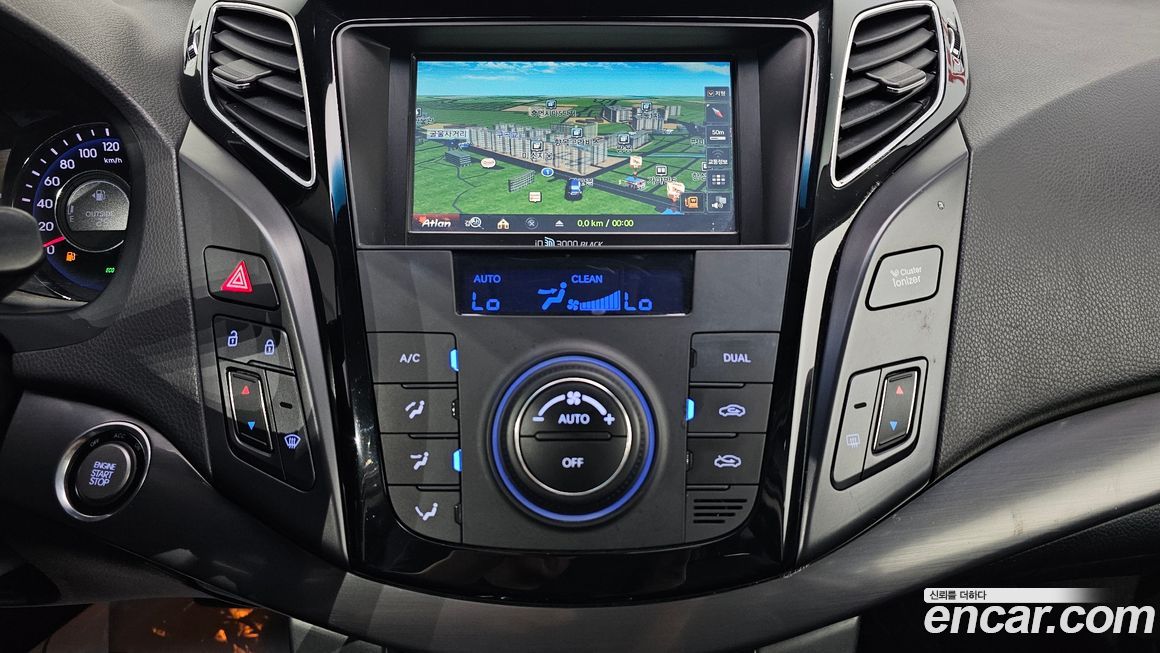 Hyundai i40 2012