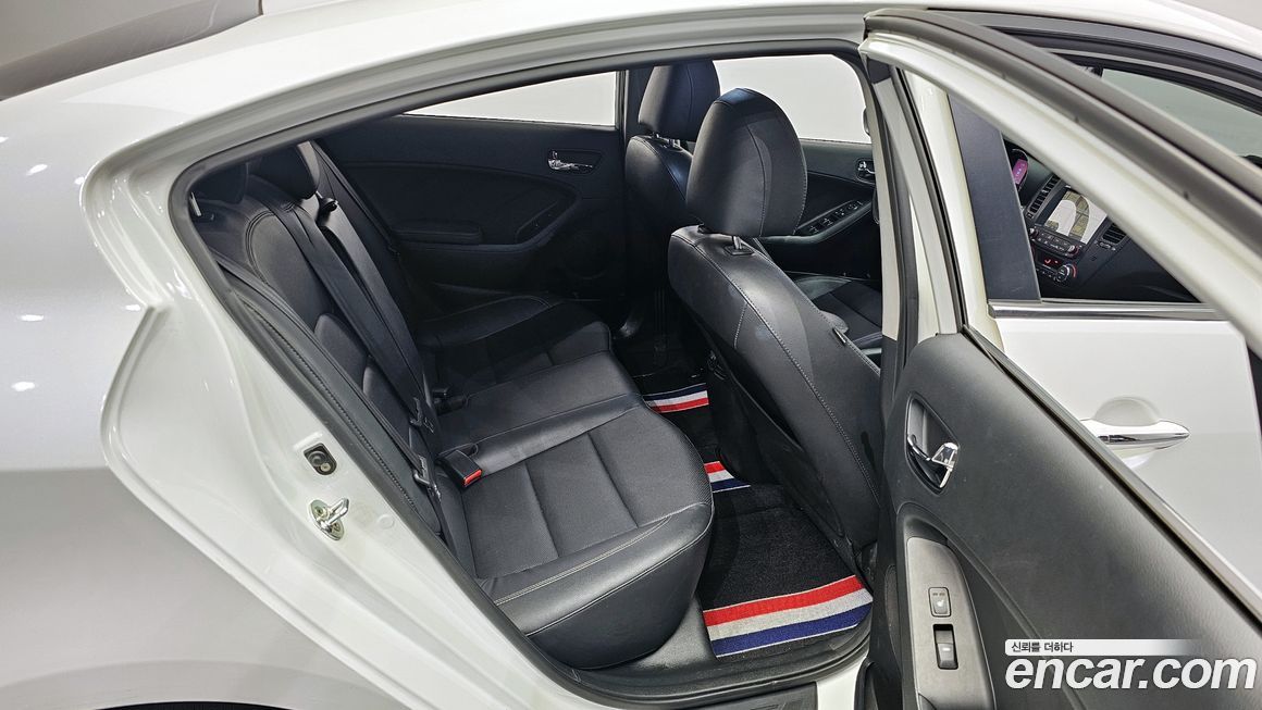 Kia K3 2015