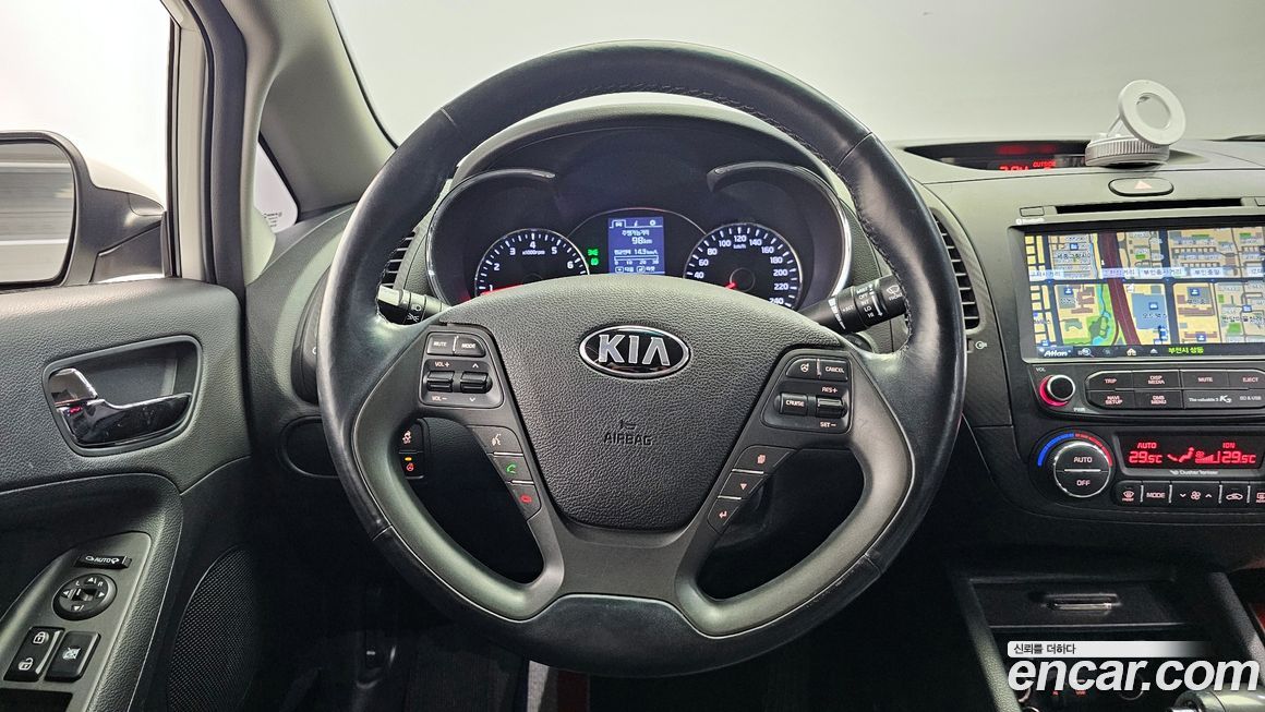 Kia K3 2015