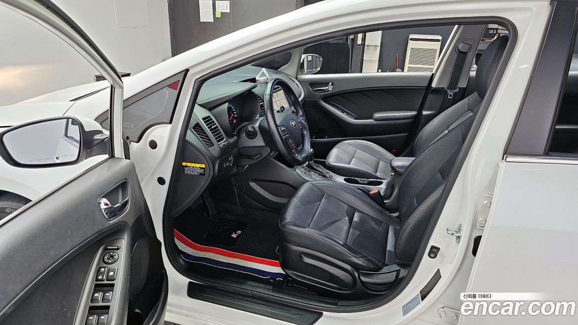 Kia K3 2015