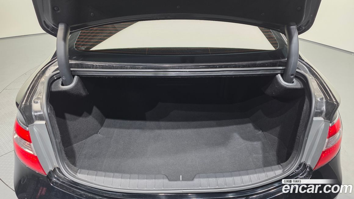 Hyundai Grandeur 2015