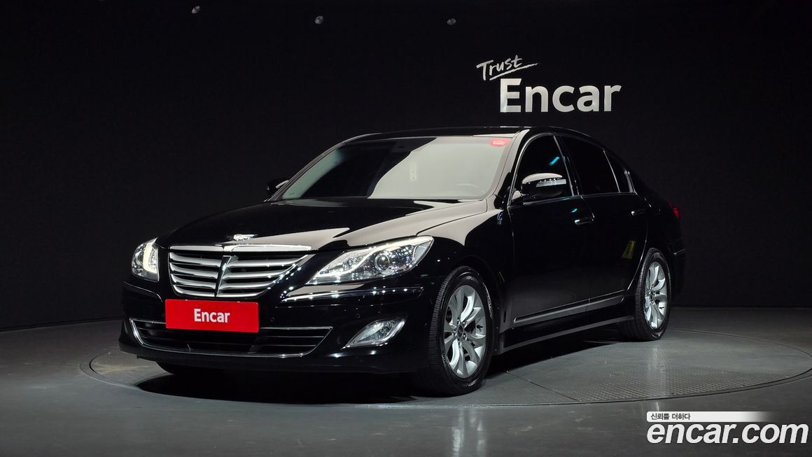 Hyundai Genesis 2013