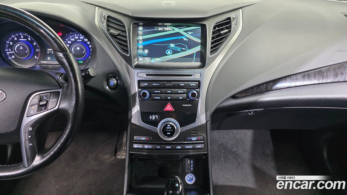 Hyundai Grandeur 2015