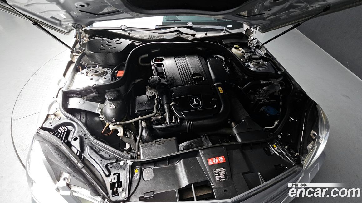 Mercedes-Benz E-Class 2011