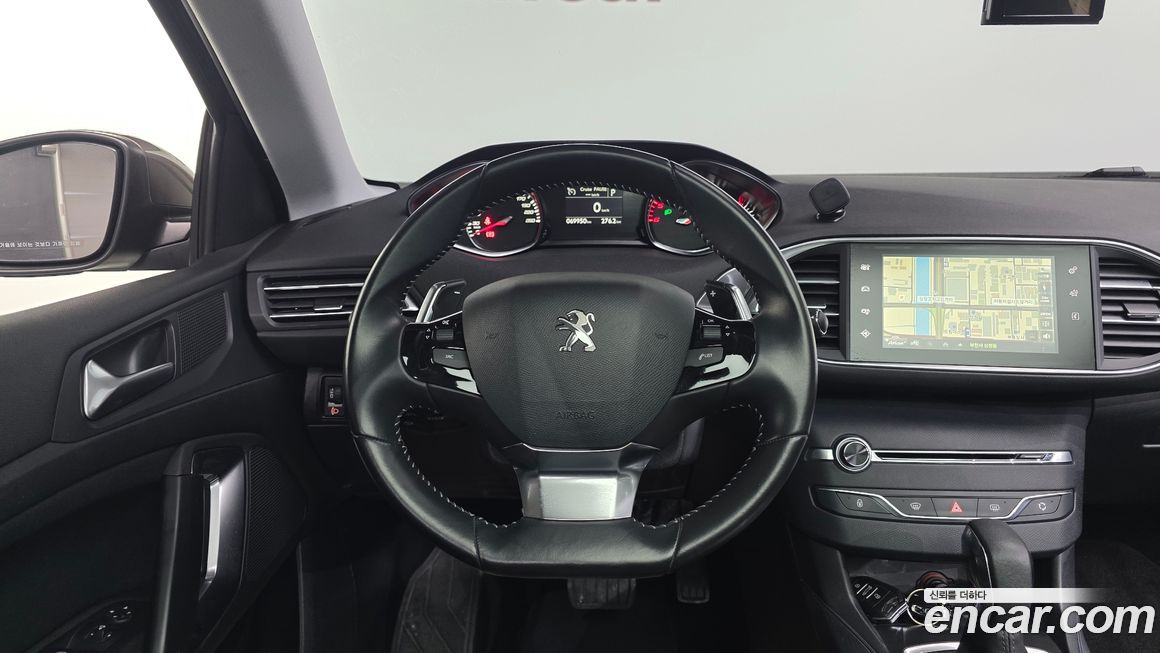 Peugeot 308 2016