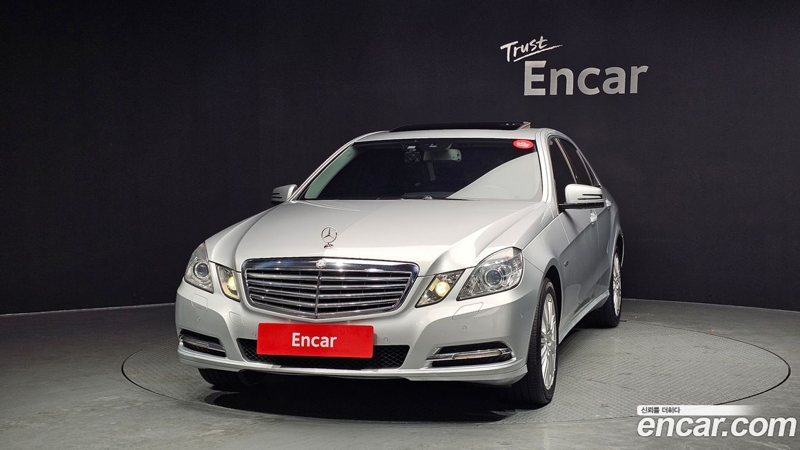 Mercedes-Benz E-Class 2011
