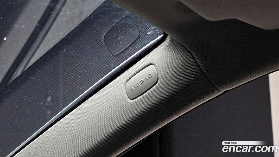 Mercedes-Benz E-Class 2011