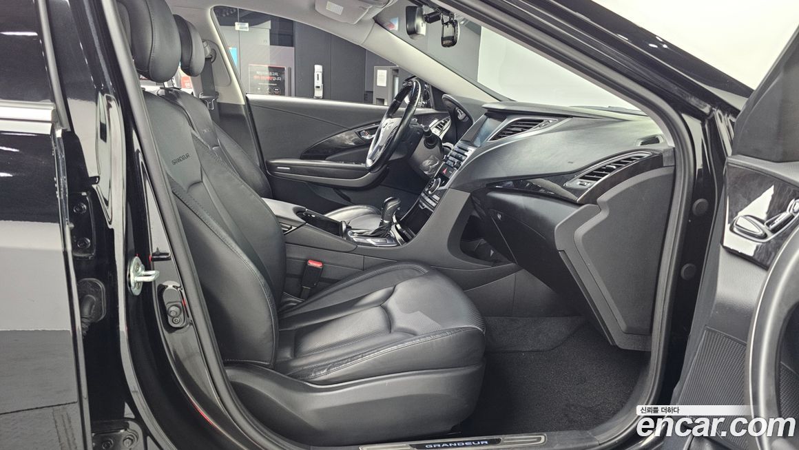 Hyundai Grandeur 2015