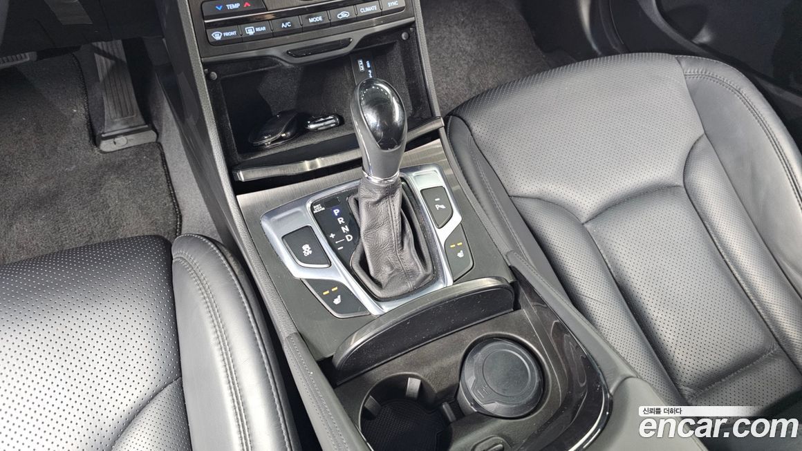 Hyundai Grandeur 2015