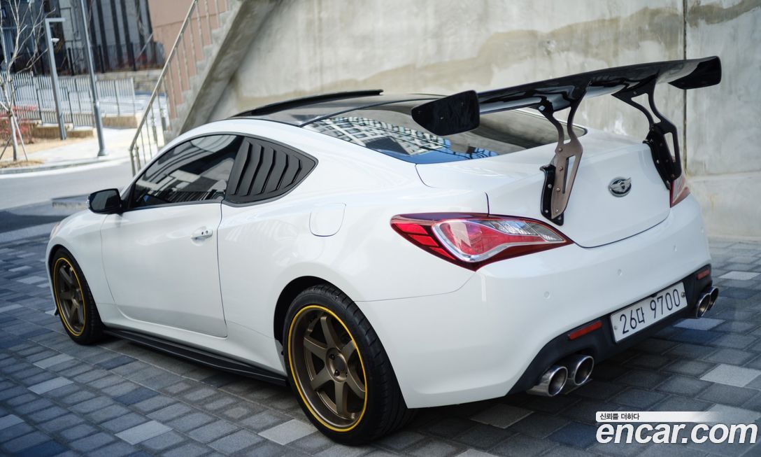 Hyundai Genesis 2009