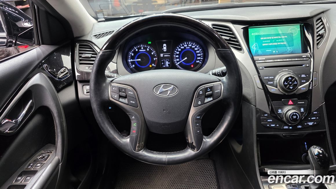 Hyundai Grandeur 2014