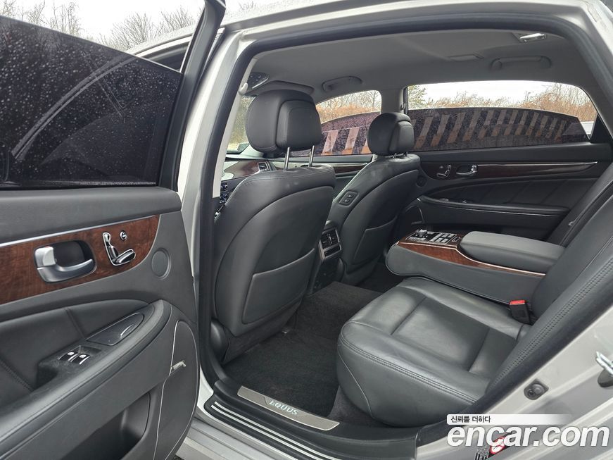 Hyundai Equus 2013