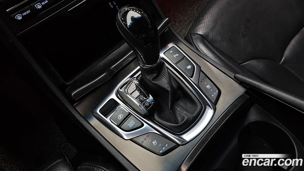 Hyundai Grandeur 2015