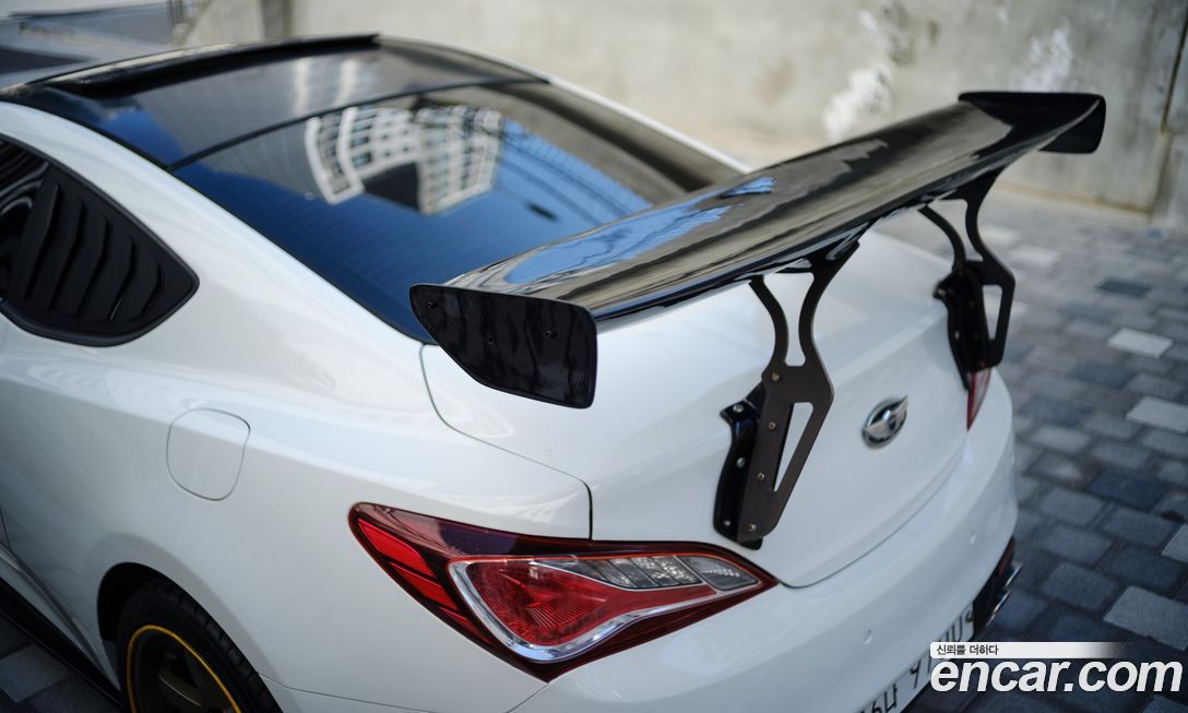 Hyundai Genesis 2009