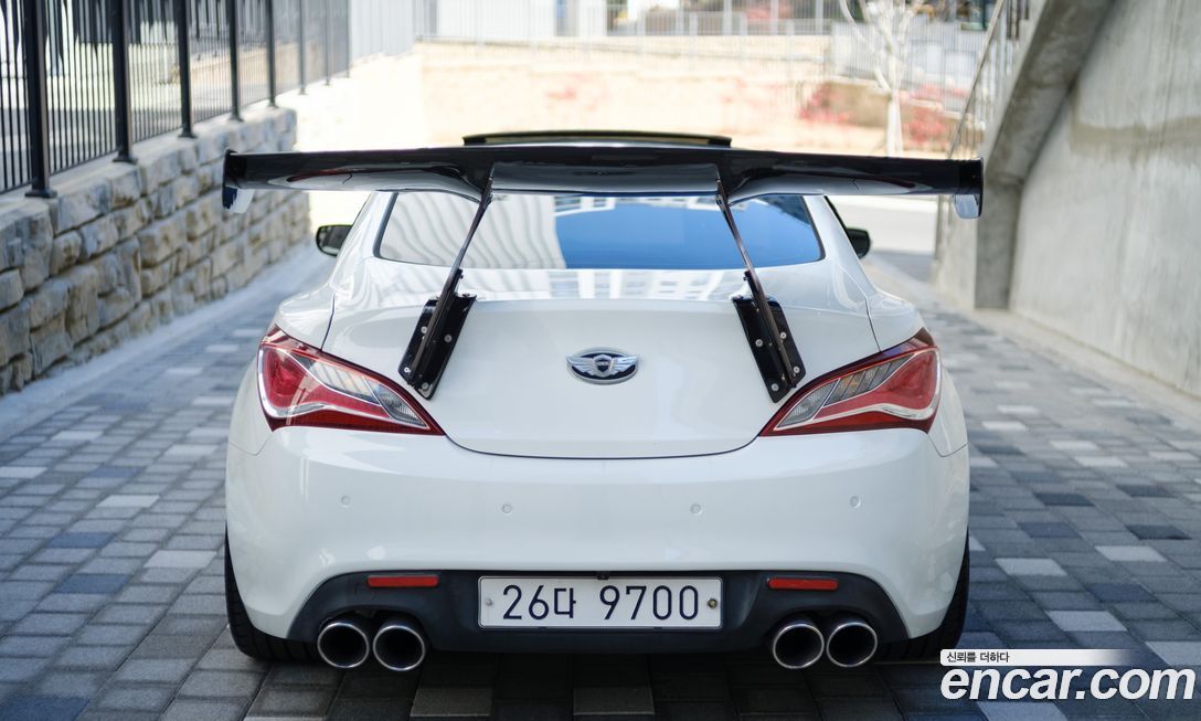 Hyundai Genesis 2009