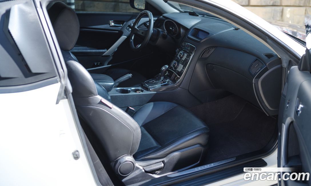 Hyundai Genesis 2009