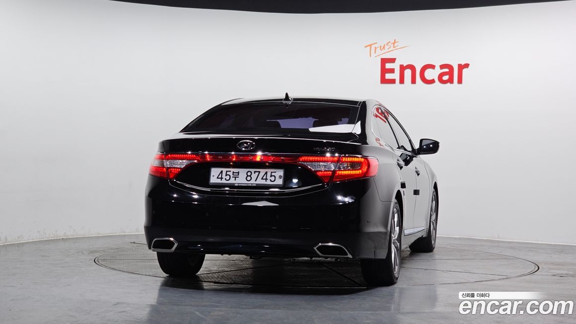 Hyundai Grandeur 2015