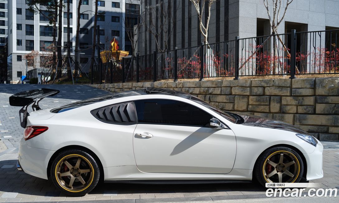 Hyundai Genesis 2009