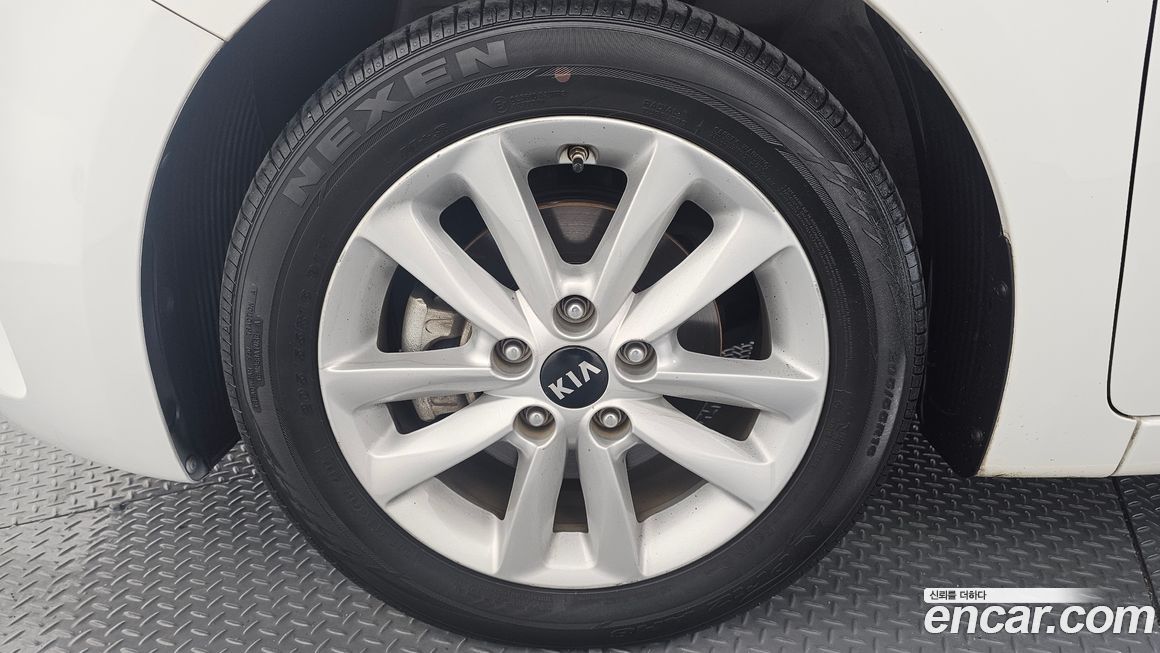 Kia K3 2017
