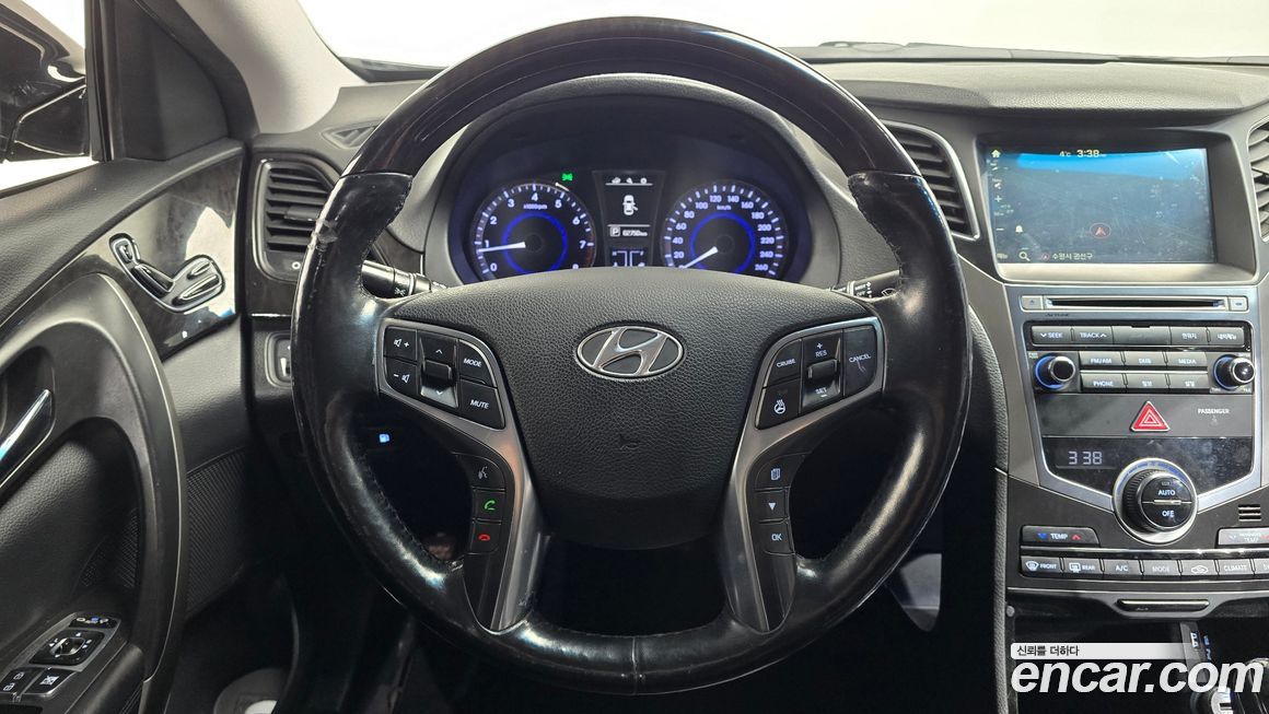 Hyundai Grandeur 2015