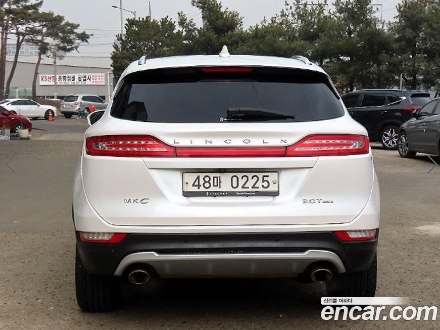 Lincoln MKC 2017