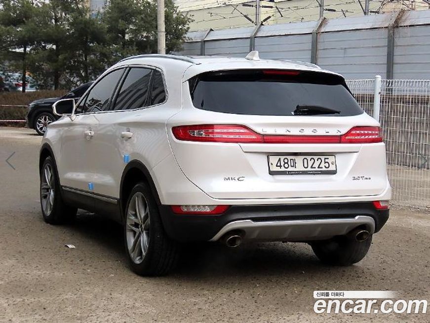 Lincoln MKC 2017