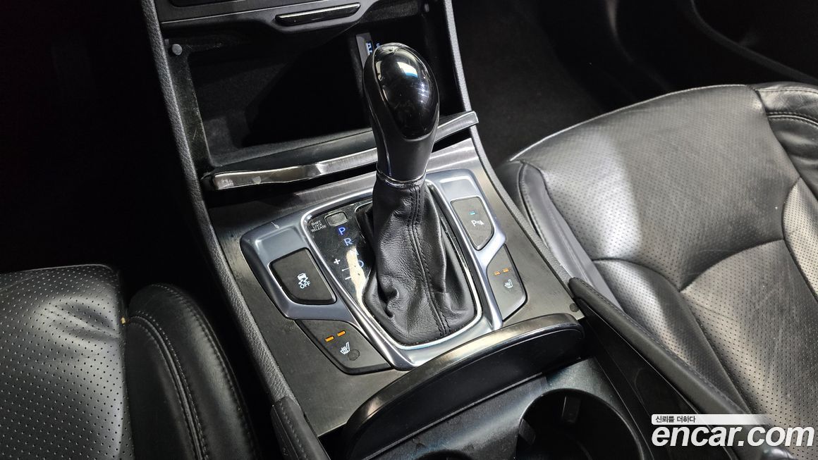 Hyundai Grandeur 2015