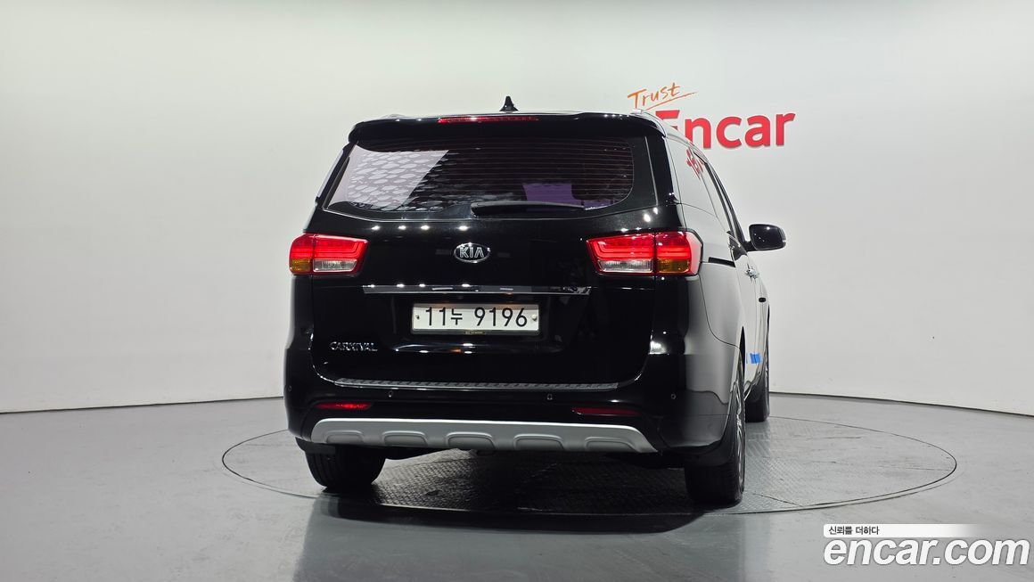 Kia Canival 2016
