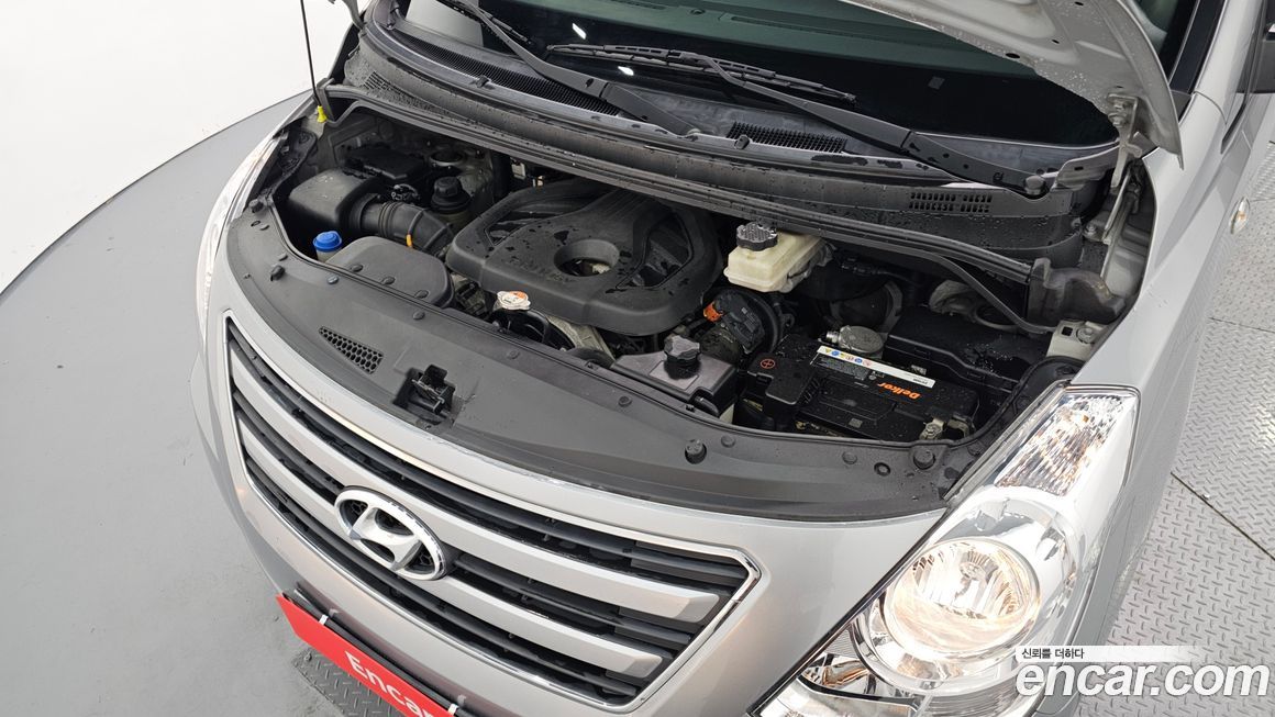 Hyundai Starex 2016