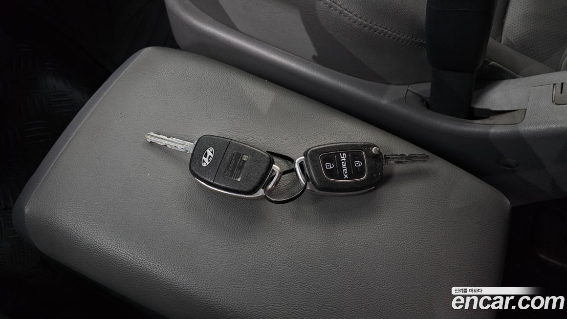 Hyundai Starex 2016