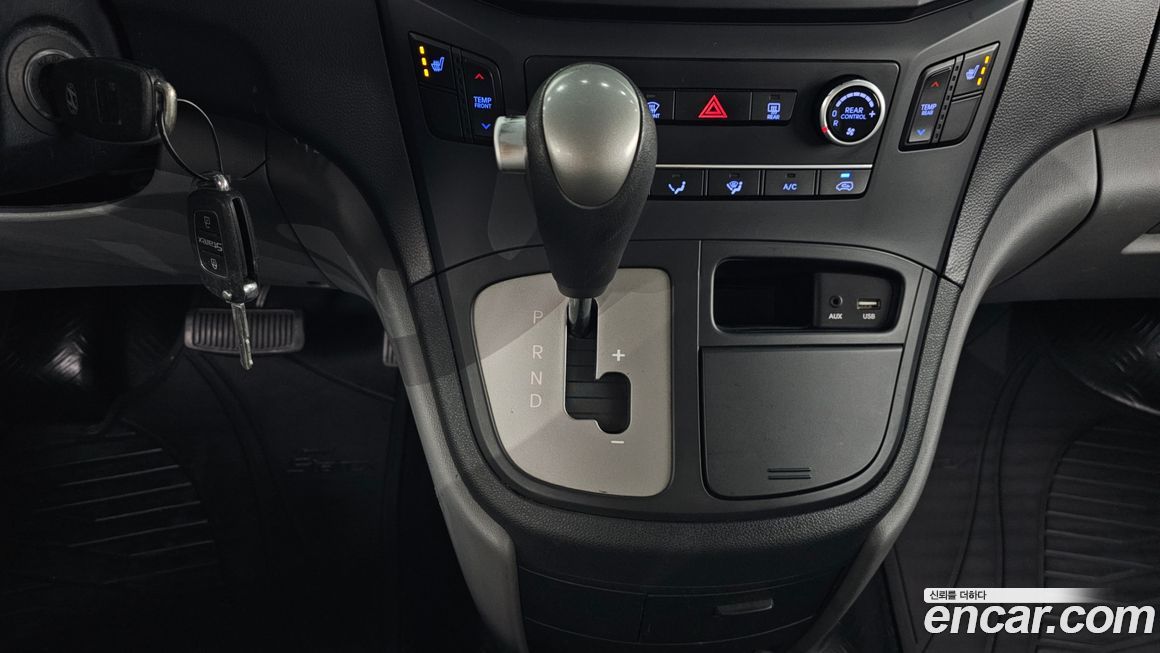 Hyundai Starex 2016