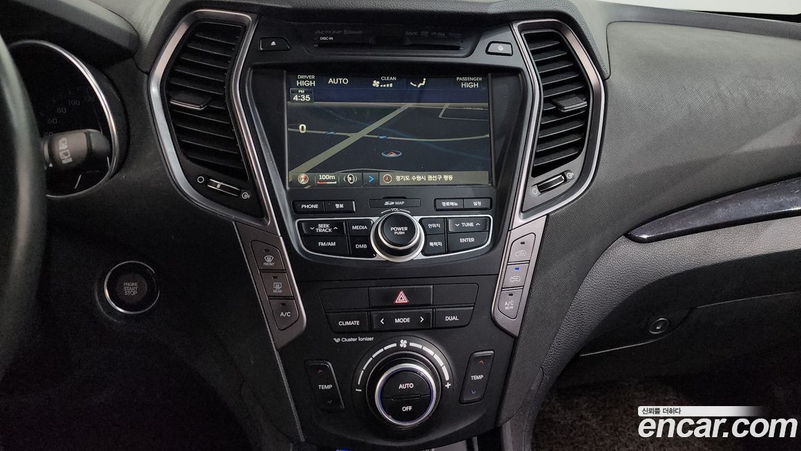 Hyundai Santafe 2015