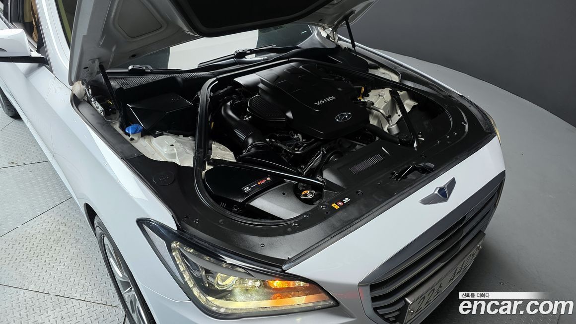 Hyundai Genesis 2014