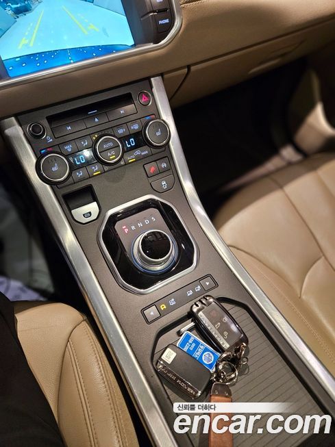 Land Rover Range Rover Evoque 2015