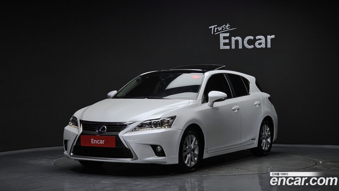 Lexus CT200h 2015