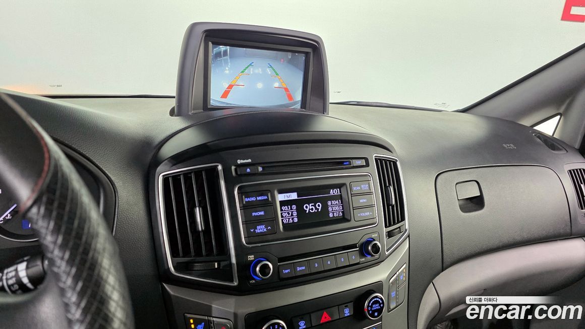Hyundai Starex 2016