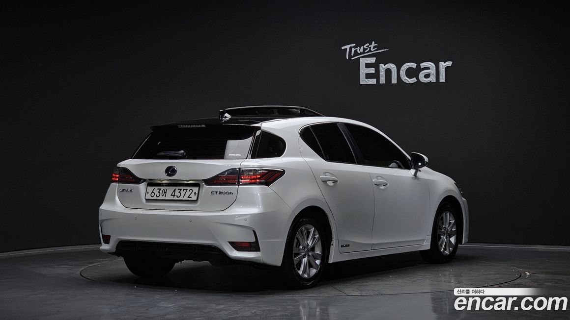 Lexus CT200h 2015