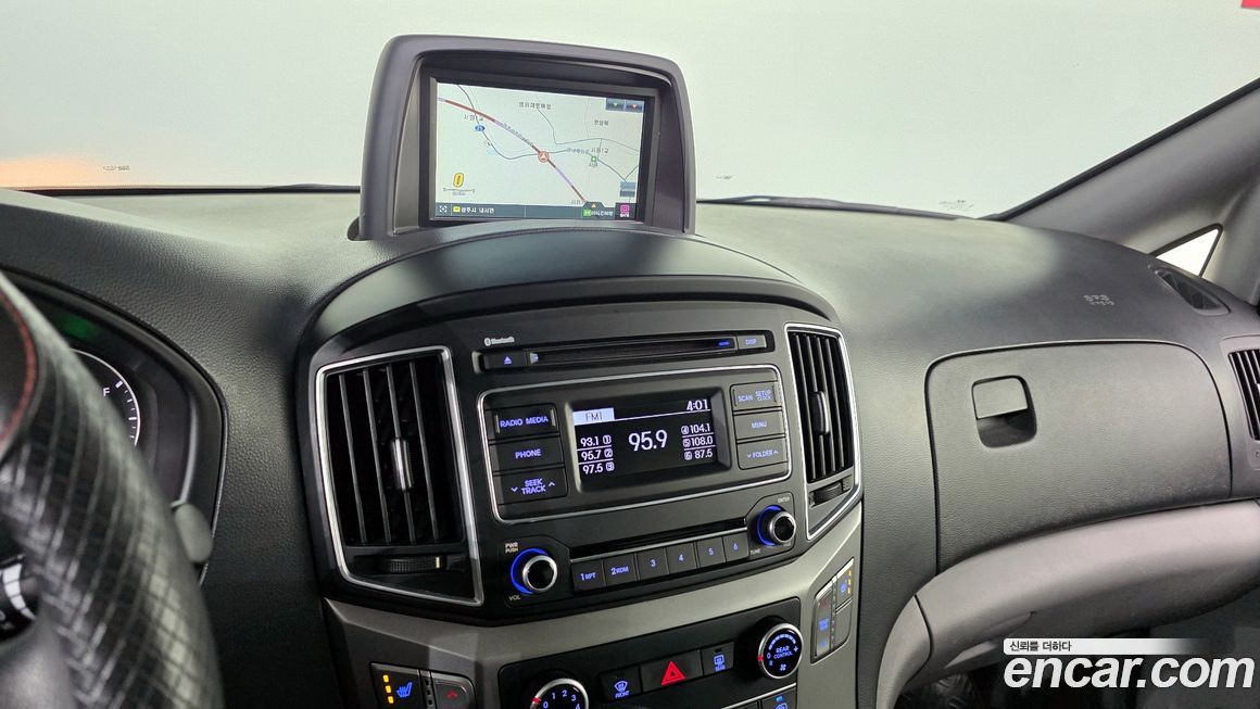 Hyundai Starex 2016