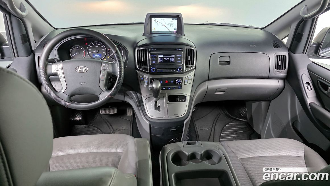 Hyundai Starex 2016