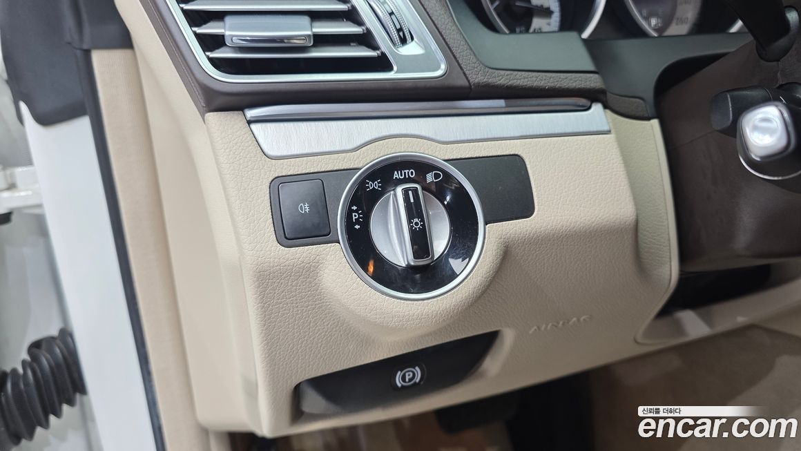 Mercedes-Benz E-Class 2015