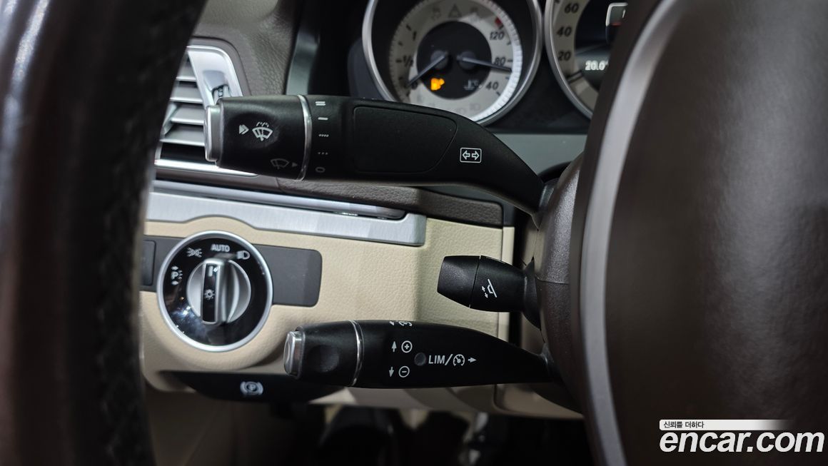 Mercedes-Benz E-Class 2015