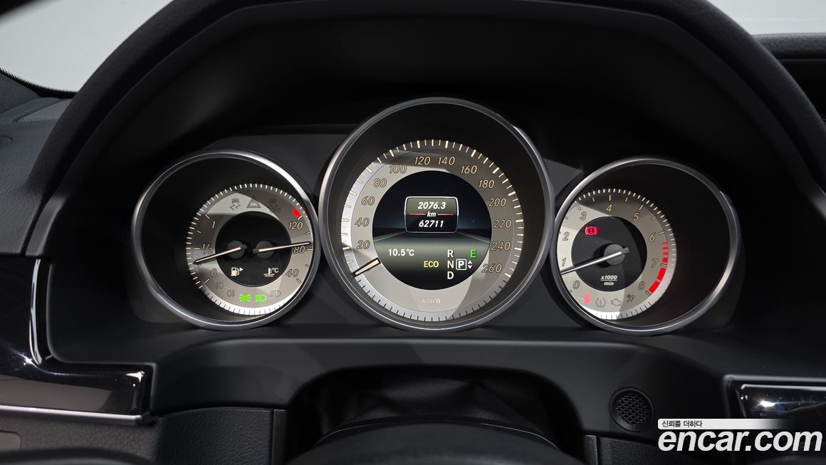 Mercedes-Benz E-Class 2016