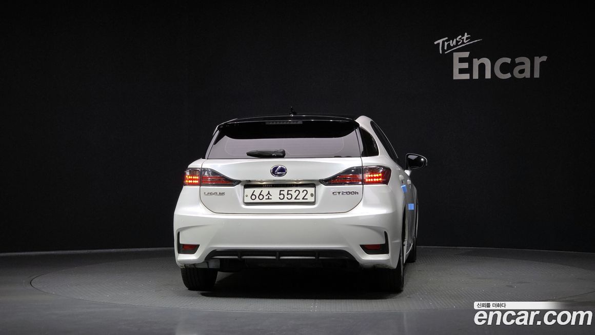 Lexus CT200h 2015