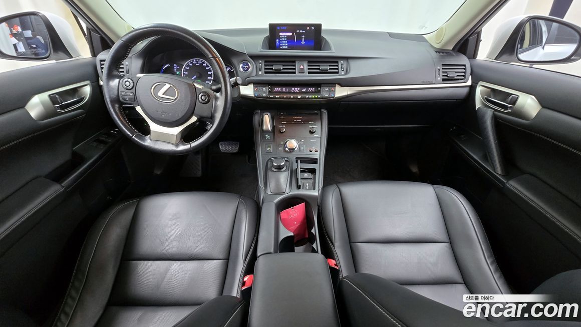 Lexus CT200h 2015